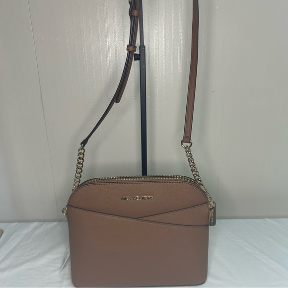 (Low start) Michael Kors Jet Set Travel Medium Done Tan Crossbody Bag - Picture 6 of 7